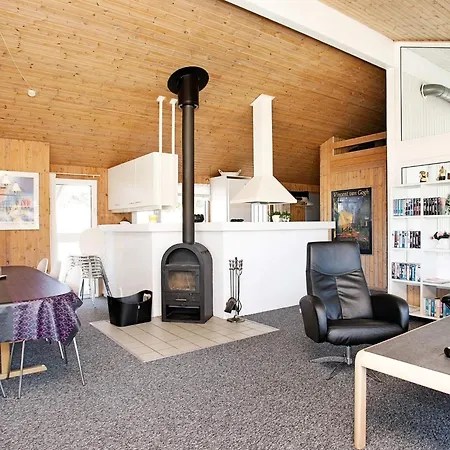 5 Star In Semesterbostad *